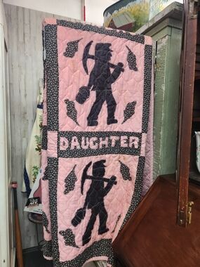Pink & Black Coal Miner's 'Daughter' Appliqué Quilt